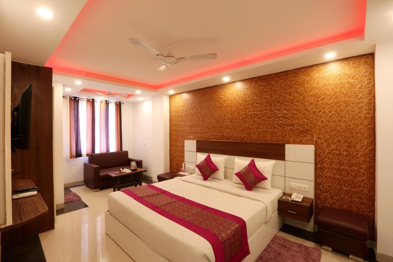 Hotel Square Stay New Delhi Exteriör bild