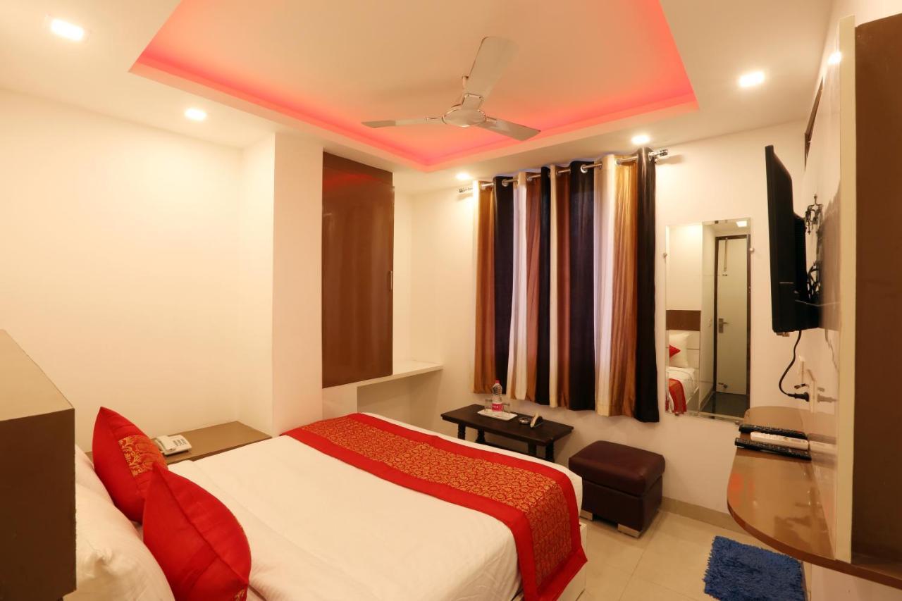 Hotel Square Stay New Delhi Exteriör bild