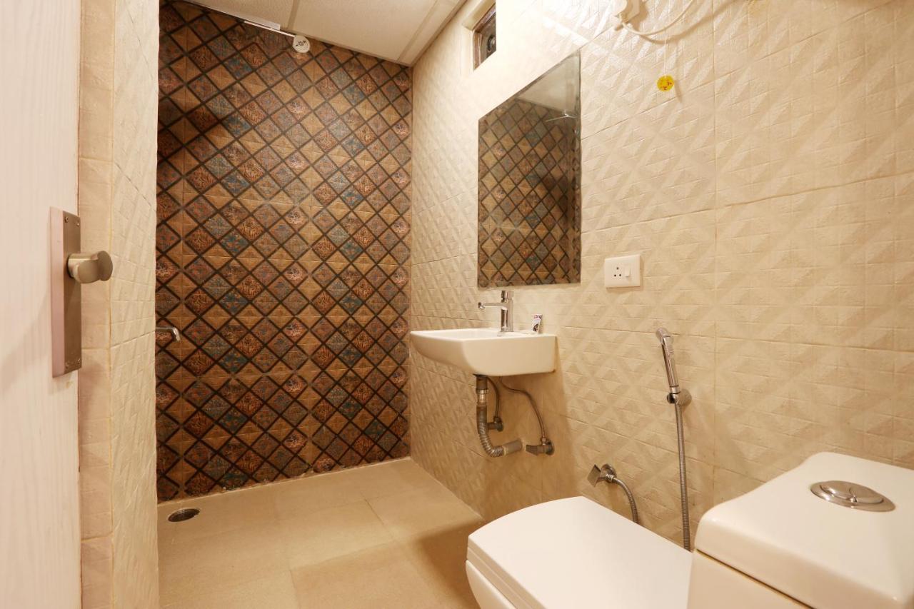 Hotel Square Stay New Delhi Exteriör bild